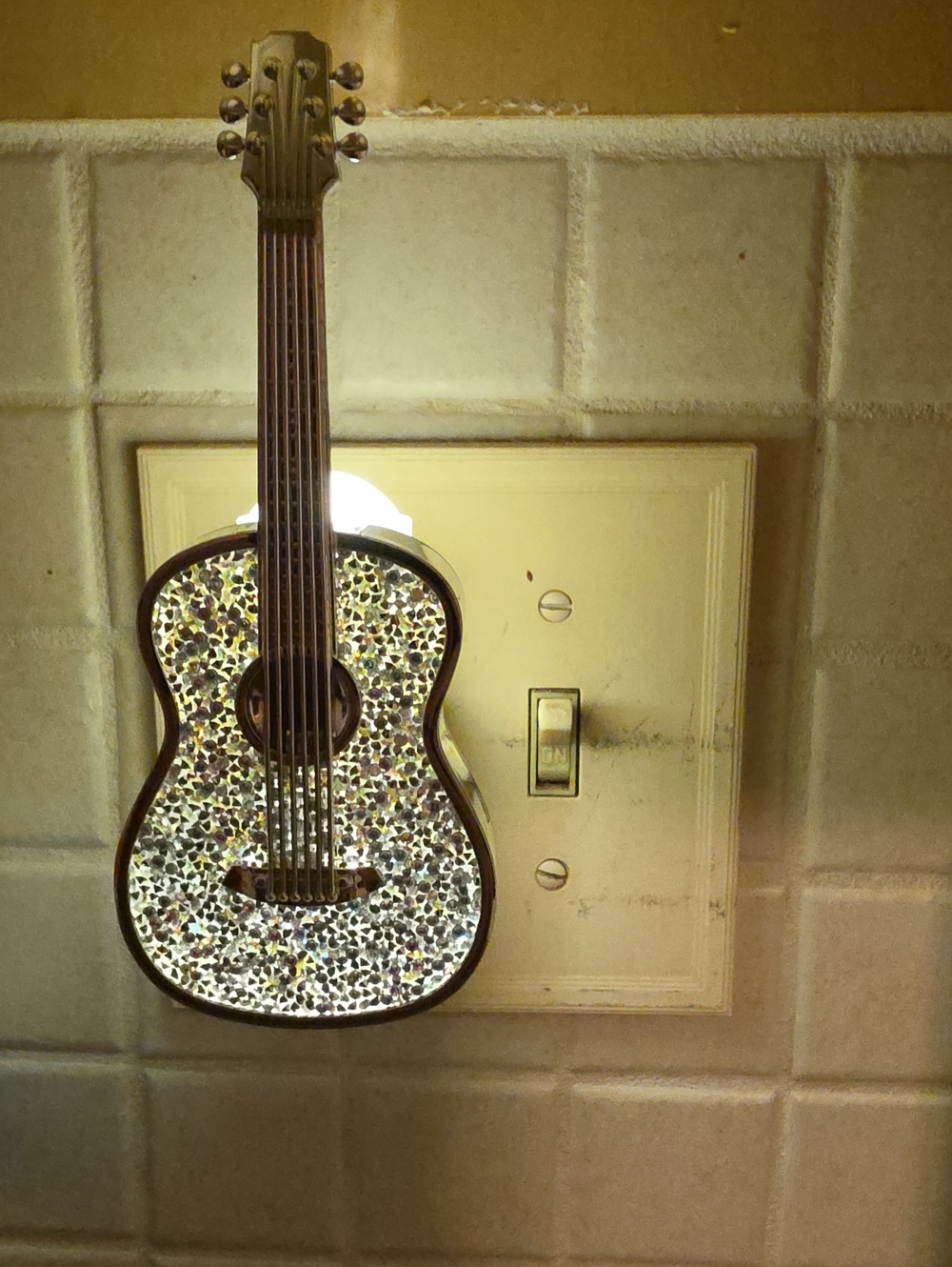 Bath & Body Works Mosaic Guitar Night Light - Multicolor Sparkle Wallflower